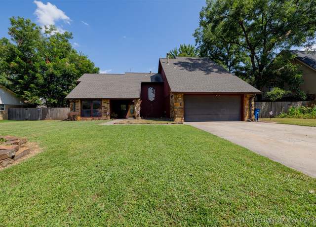 Property at 6243 S 87th EastAvenue, Tulsa, OK 74133, 4 beds, 2 baths