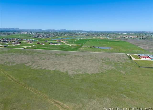 Property at 6 SW Bishop Rd, Lawton, OK 73505