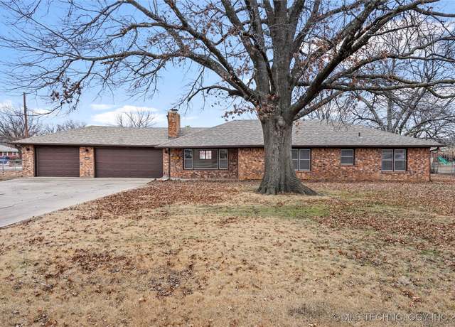 Property at 535 S 87th EastAvenue, Tulsa, OK 74112, 3 beds, 2 baths