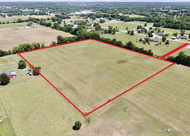 Property at 603 Cherry St, Locust Grove, OK 74352