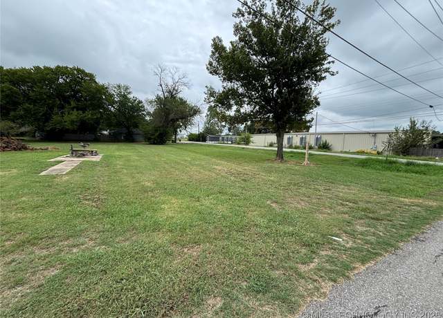 Property at 100 W Bryan, Calera, OK 74730