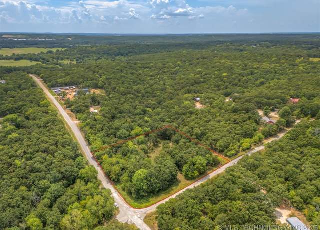 Property at 1910 N Pearson Dr, Sapulpa, OK 74066