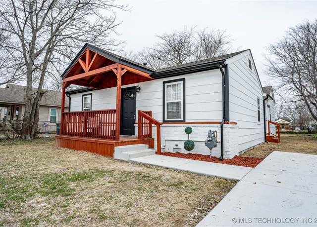 Property at 513 E Marshall St, Tulsa, OK 74107, 3 beds, 2 baths