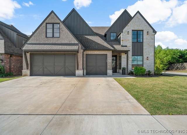 Property at 16804 E 43rd St S, Tulsa, OK 74134, 4 beds, 4.5 baths