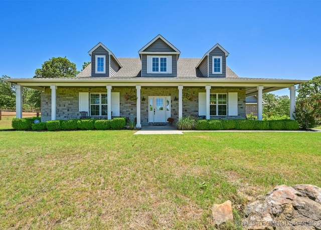 Property at 9598 Windridge Dr, Sand Springs, OK 74063, 4 beds, 3 baths