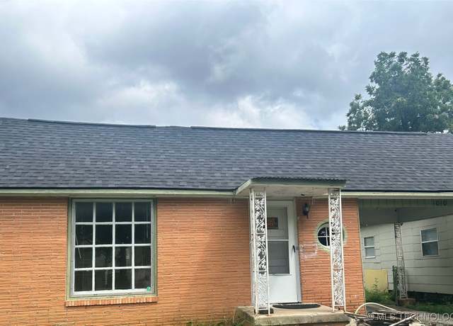 Property at 1010 S High School St, Ada, OK 74820, 2 beds, 1 bath
