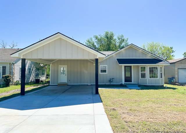 Property at 1204 S 9th St, Mcalester, OK 74501, 3 beds, 2 baths