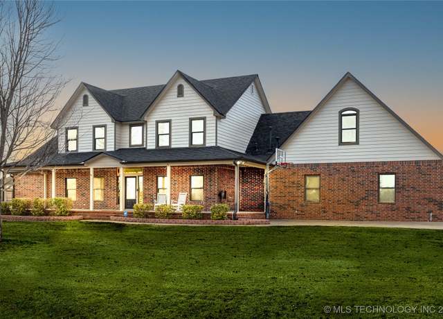 Property at 12285 N 164th East Pl, Collinsville, OK 74021, 4 beds, 3.5 baths