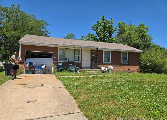 Property at 161 W 49th Pl N, Tulsa, OK 74126, 3 beds, 1 bath