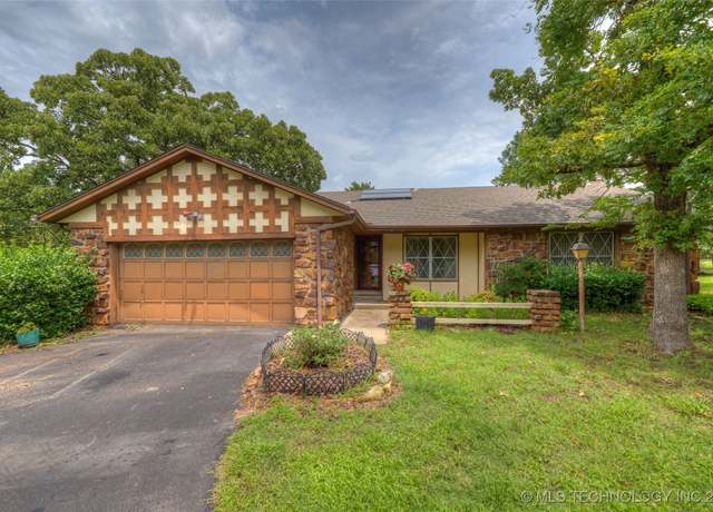 Property at 28265 Forest Ridge Rd, Sand Springs, OK 74063, 3 beds, 2 baths