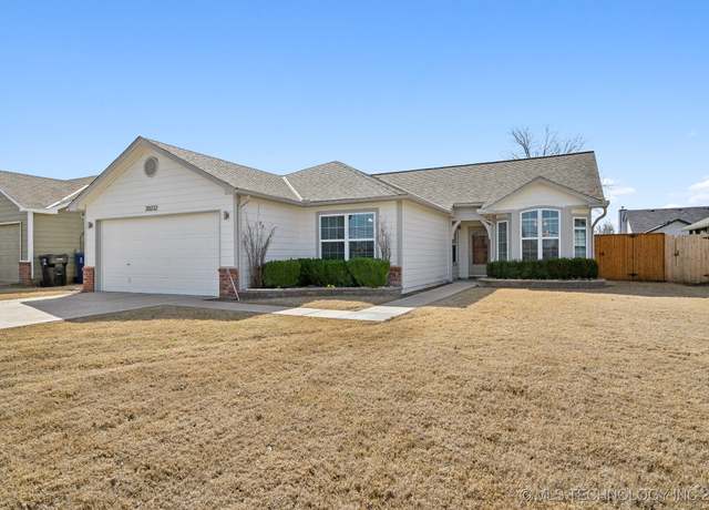 Property at 20232 E 41st Pl S, Broken Arrow, OK 74014, 4 beds, 2 baths