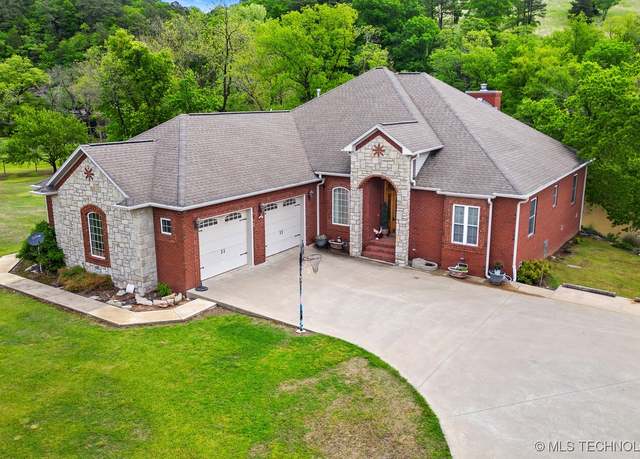 Property at 65311 Hwy 59, Watts, OK 74964, 3 beds, 2 baths