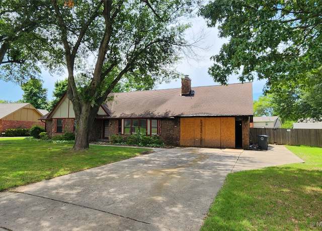 Property at 9712 S Hudson Ave, Tulsa, OK 74137, 3 beds, 2 baths