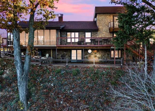 Property at 66500 E 255th Rd, Grove, OK 74344, 3 beds, 3.5 baths