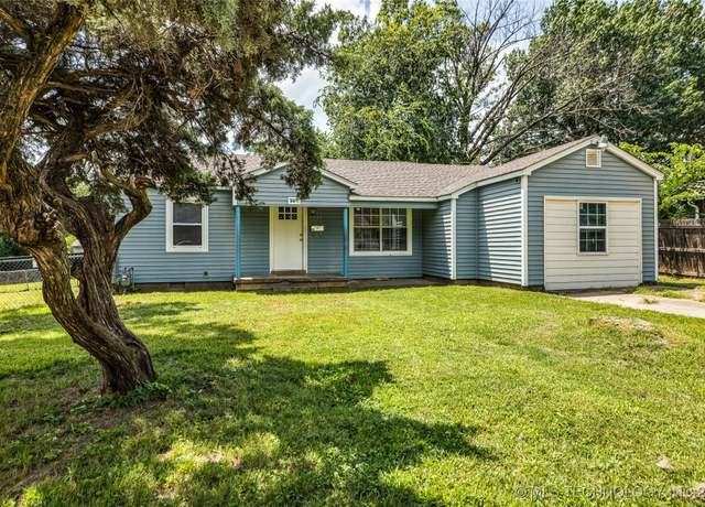 Property at 4244 S 27th West Ave, Tulsa, OK 74107, 4 beds, 2 baths