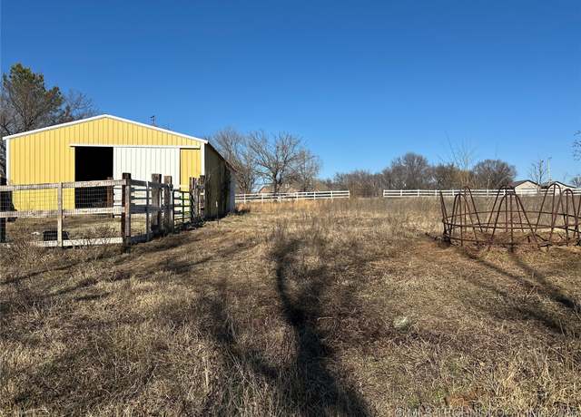 Property at 1535 W 34th St, Muskogee, OK 74401