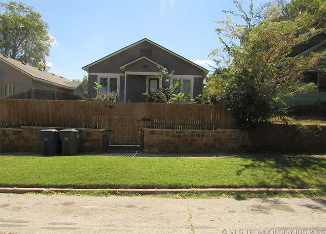 Property at 1406 W Admiral Blvd, Tulsa, OK 74127, 3 beds, 2 baths