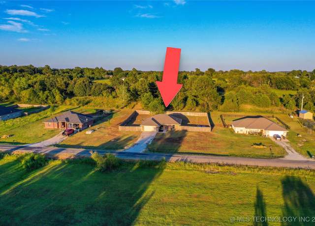 Property at 14160 County Road 3613, Ada, OK 74820, 3 beds, 2 baths