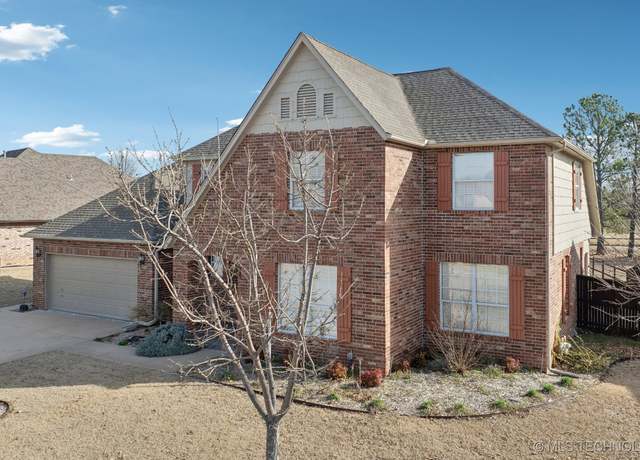Property at 9201 N 101st EastAvenue, Owasso, OK 74055, 4 beds, 2.5 baths