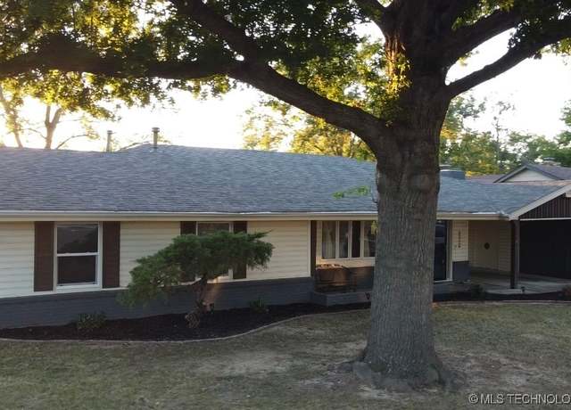 Property at 1335 N Mcfarland Pl, Claremore, OK 74017, 3 beds, 3 baths