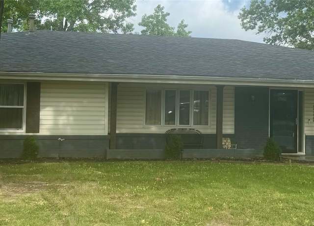 Property at 1335 N Mcfarland Pl, Claremore, OK 74017, 3 beds, 3 baths