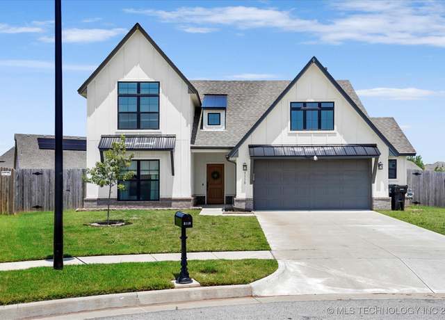 Property at 3118 W Yuma Ct S, Broken Arrow, OK 74011, 4 beds, 3 baths