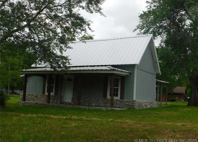 Property at 122 N Davis Ave, Haskell, OK 74436, 2 beds, 2 baths