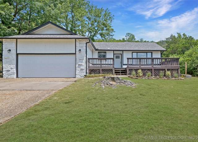 Property at 9135 Grant St, Sapulpa, OK 74066, 3 beds, 2 baths