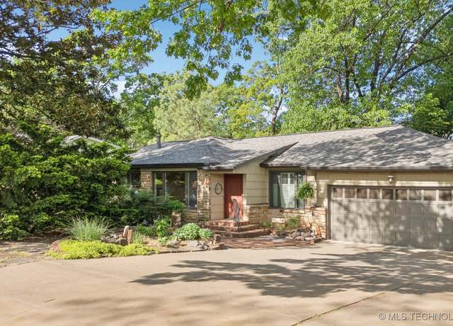 Property at 3428 S Birmingham Ave, Tulsa, OK 74105, 3 beds, 2 baths