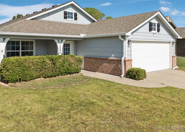 Property at 11088 N 116th EastAvenue, Owasso, OK 74055, 3 beds, 2 baths