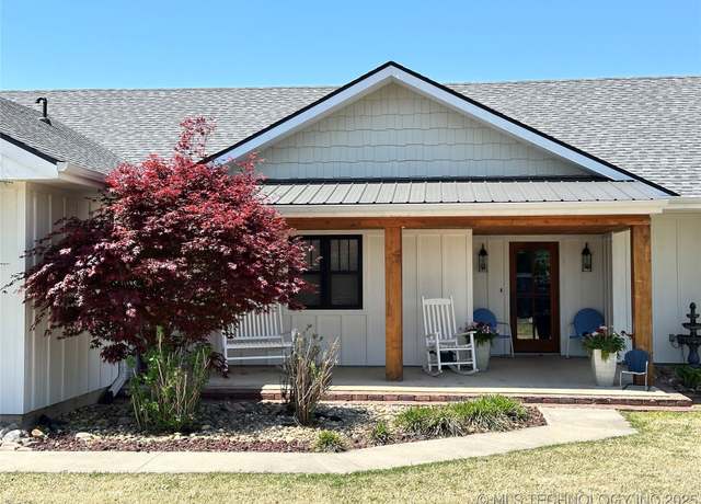 Property at 205 Center St, Allen, OK 74825, 4 beds, 3 baths
