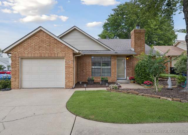 Property at 2705 S Oak Pl, Broken Arrow, OK 74012, 3 beds, 1.5 baths