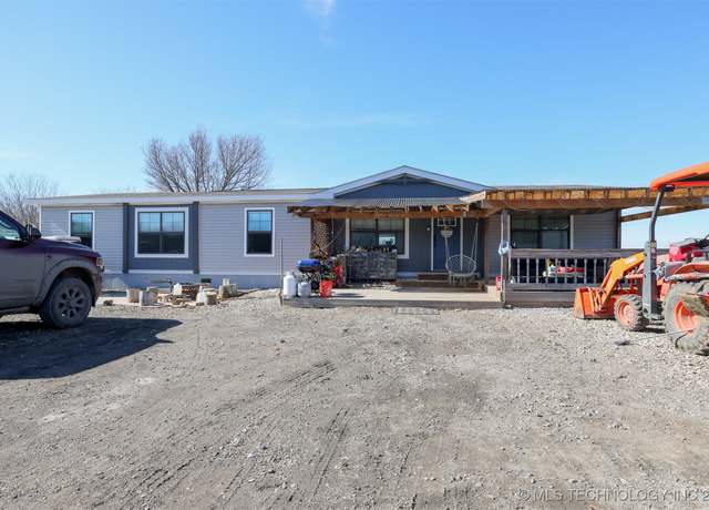 Property at 426550 E 250 Rd, Chelsea, OK 74027, 4 beds, 2 baths
