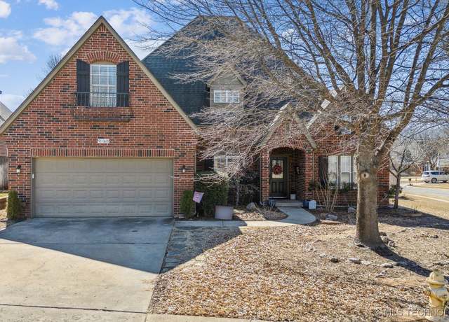 Property at 9160 E 117th Pl S, Bixby, OK 74008, 4 beds, 3.5 baths