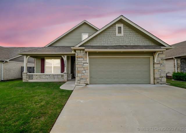 Property at 12314 N 131st EastAvenue, Collinsville, OK 74021, 3 beds, 2.5 baths