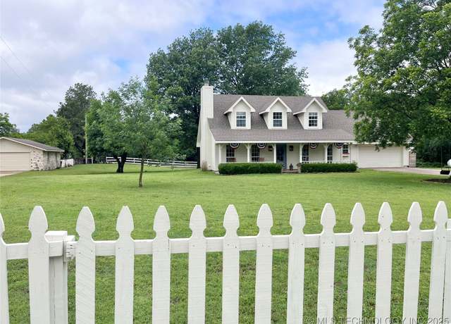 Property at 11818 N Harvard Ave, Skiatook, OK 74070, 3 beds, 2.5 baths