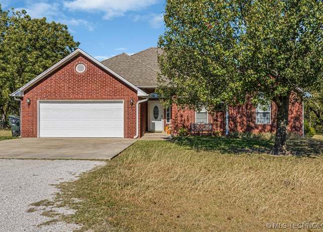 Property at 3746 Plainview, Ardmore, OK 73401, 3 beds, 2 baths