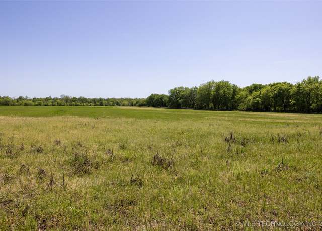 Property at 3 W Oak St, Skiatook, OK 74070