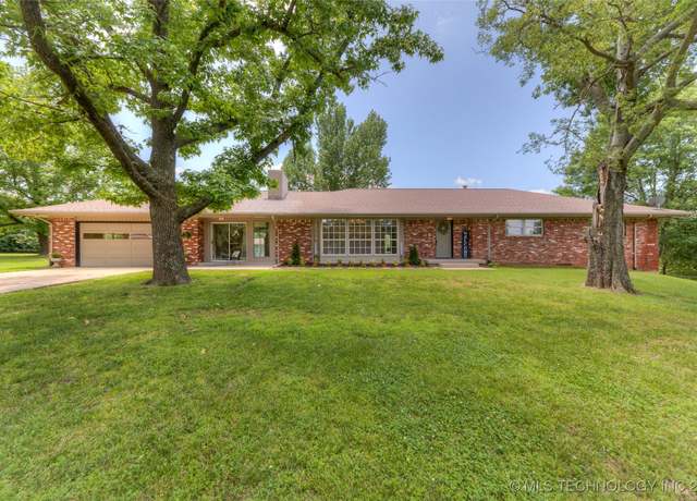 Property at 6540 W Edison St, Tulsa, OK 74127, 6 beds, 4 baths