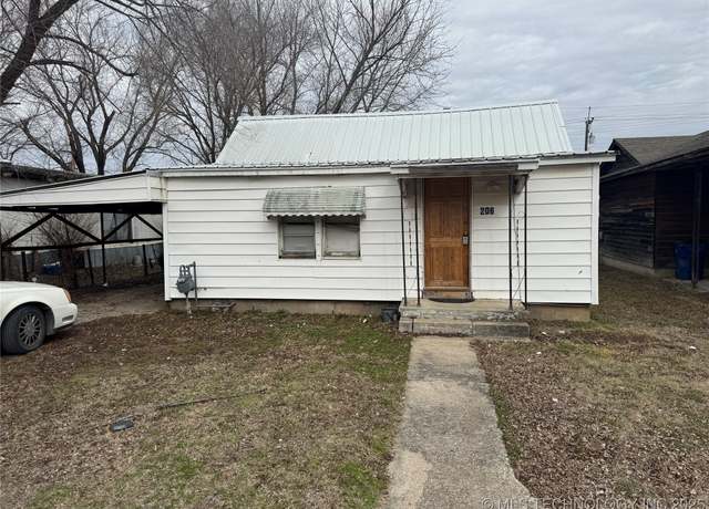 Property at 206 W Birch Ave, Barnsdall, OK 74002, 3 beds, 1 bath