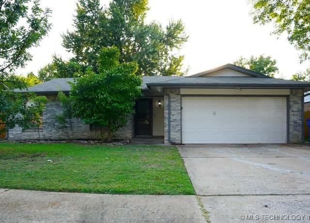Property at 2600 S Sycamore Ave, Broken Arrow, OK 74012, 3 beds, 1 bath