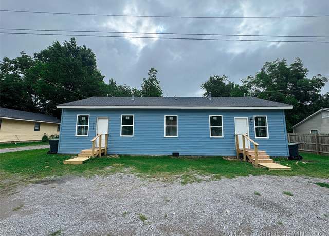Property at 916 Coy Ave, Tahlequah, OK 74464, 3 beds, 2 baths