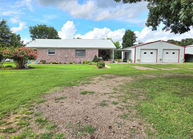 Property at 471335 E Hwy 62, Westville, OK 74965, 2 beds, 2 baths