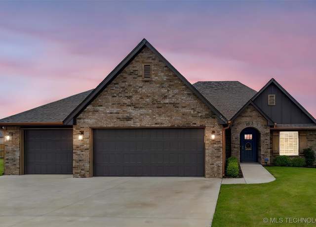 Property at 2621 S Catalayah Ln, Claremore, OK 74019, 3 beds, 2 baths