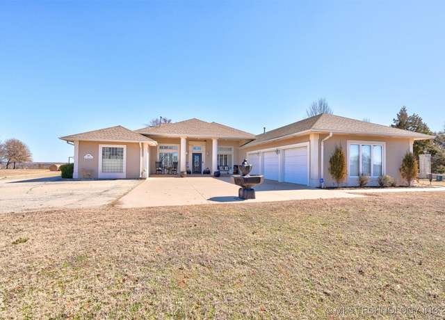 Property at 940 Lou Allard Dr, Drumright, OK 74030, 4 beds, 5 baths