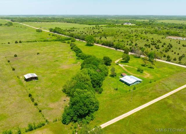 Property at 14749 County Road 3430, Stratford, OK 74872, 3 beds, 2 baths