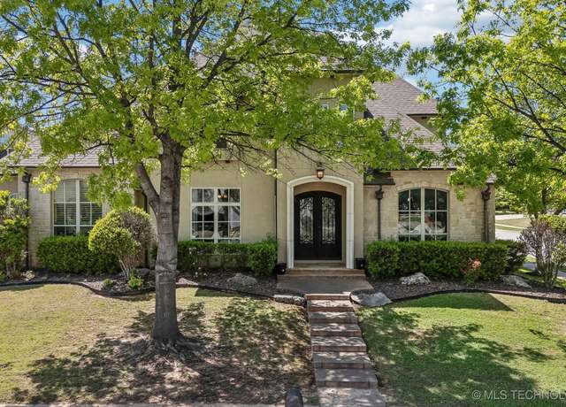 Property at 10848 S 95th EastAvenue, Tulsa, OK 74133, 6 beds, 4.5 baths