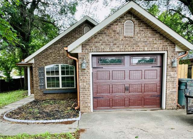 Property at 605 N Maple, Sallisaw, OK 74955, 3 beds, 2 baths