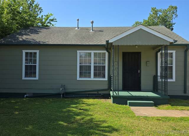 Property at 512 E Xyler St, Tulsa, OK 74106, 3 beds, 1 bath
