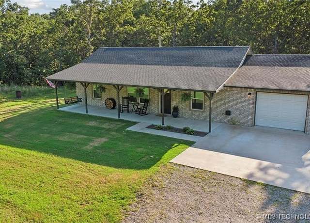 Property at 14087 Hwy 82 C, Hulbert, OK 74441, 3 beds, 2 baths